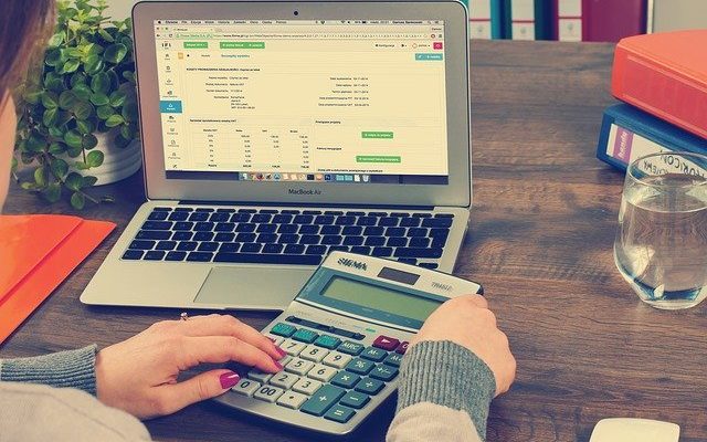 Benefits Of Hiring A Bookkeeper﻿ For Your Business